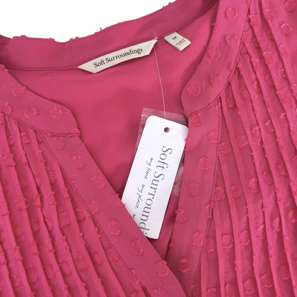 Soft Surroundings Women's 1X Pink Magenta Swiss Dot Pleat Offshore Rayon Top NWT - Picture 6 of 16